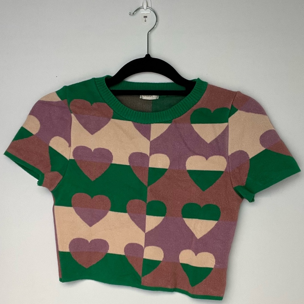debut Green, Pink & Cream Heart-Print Cropped Sweater Tee